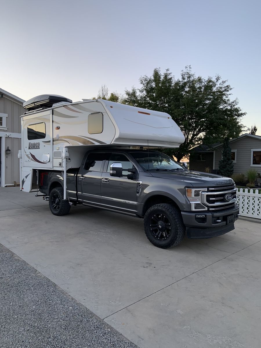 2017 Lance 855s - Truck Camper