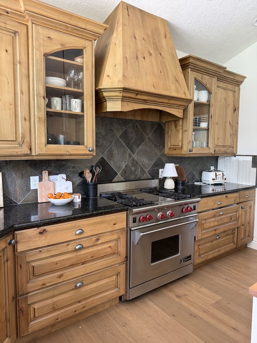 Complete Kitchen
