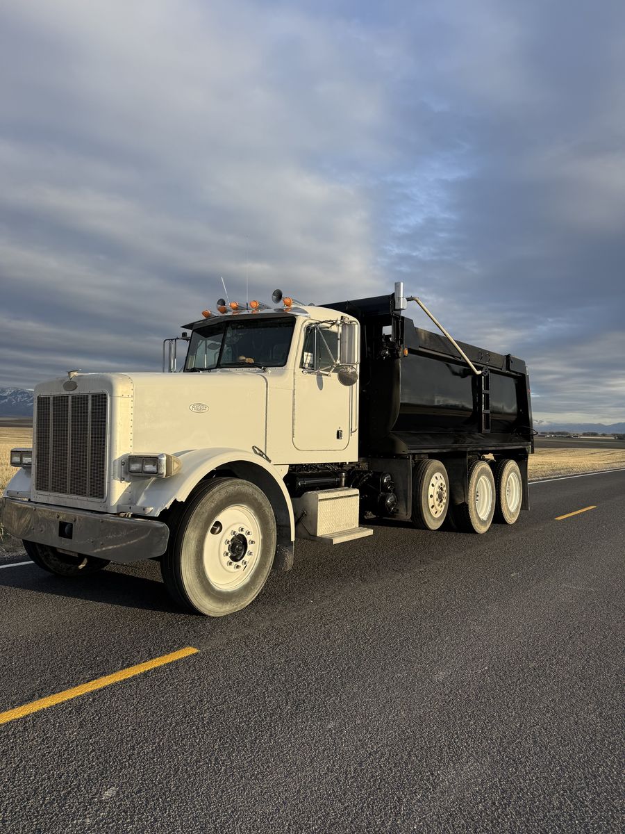 1996 peterbilt 379 Dump TrucK