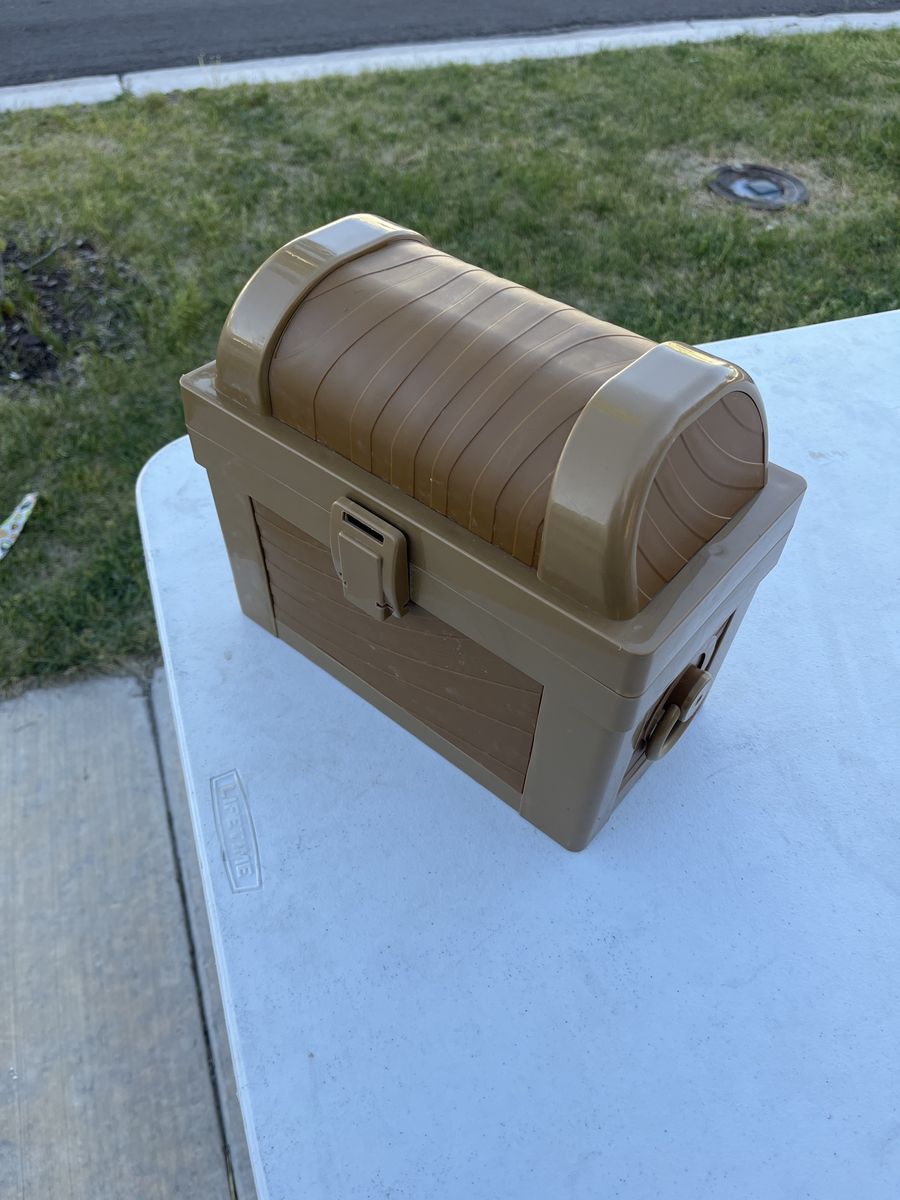 Plastic Toy treasure chest