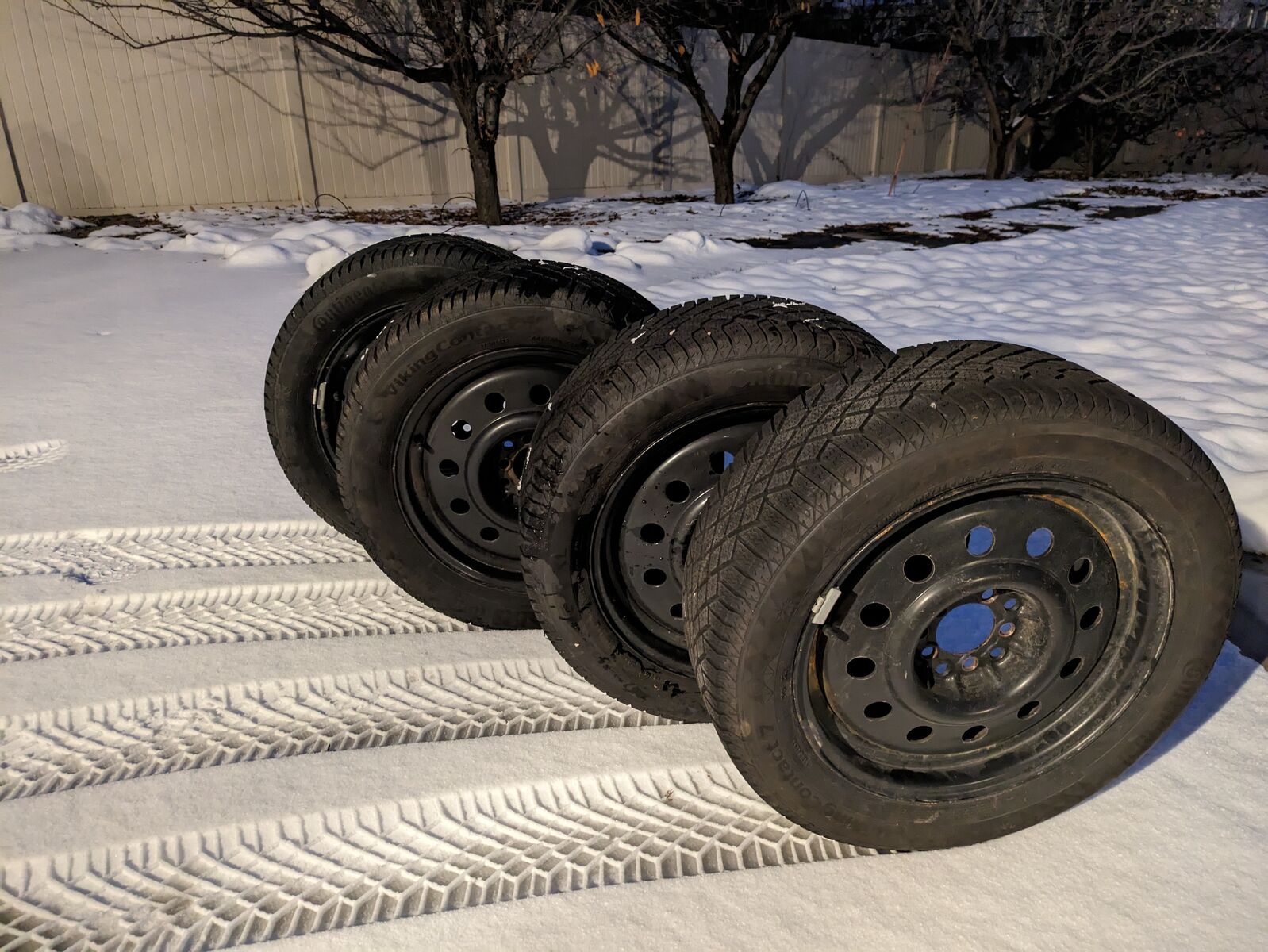 VikingContact 7 snow tires 205/55 R16