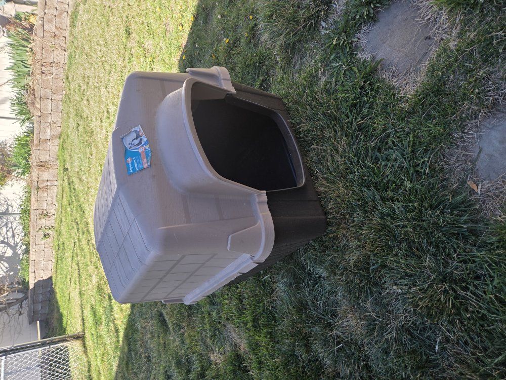Dog House