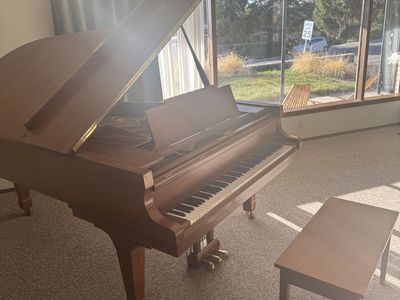 Kawai 7'4" KG-6C Semi-Concert Grand | Satin Walnut