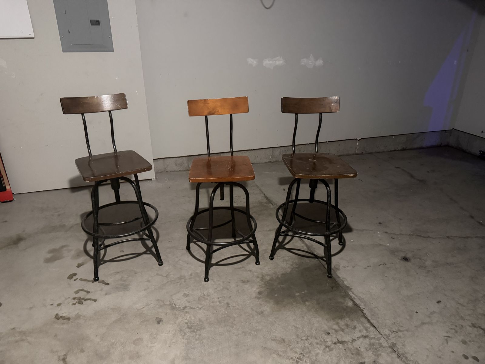 Swivle Bar stools