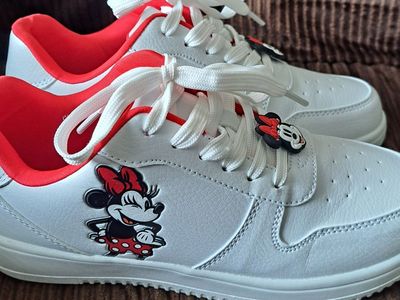 New Disney Minnie Mouse shoes