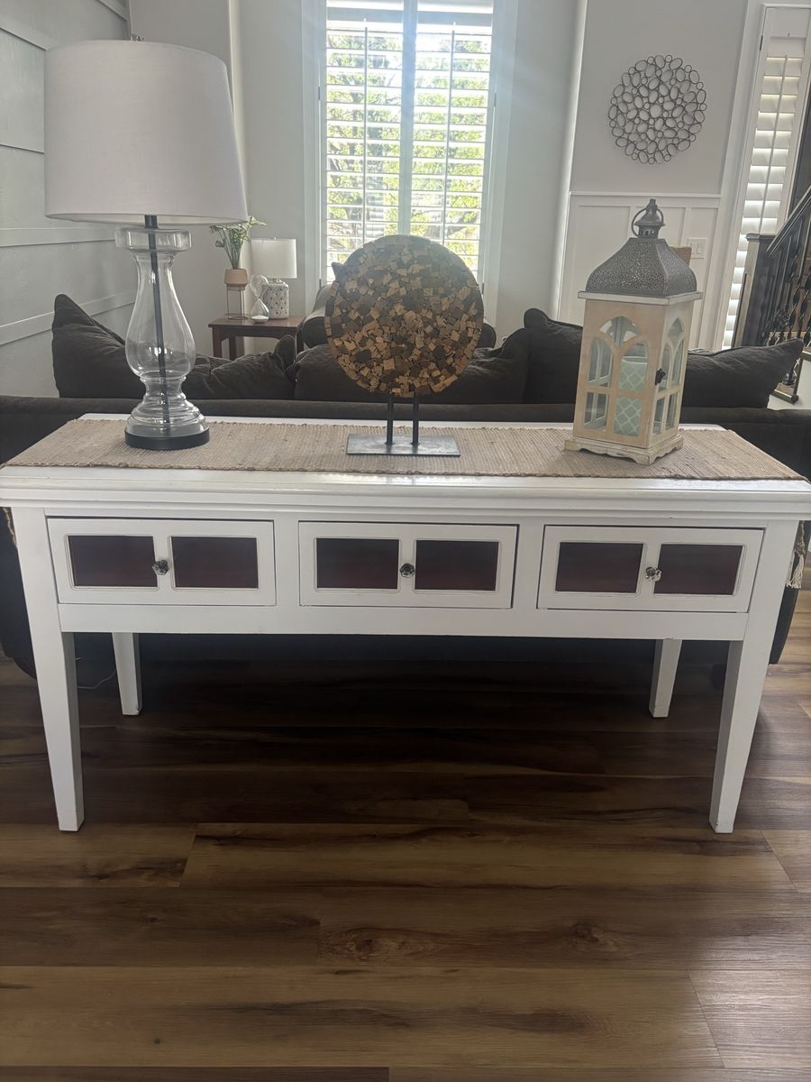 White Console Table with 3 Drawers, Clear Knobs - Entryway/Hallway Furniture