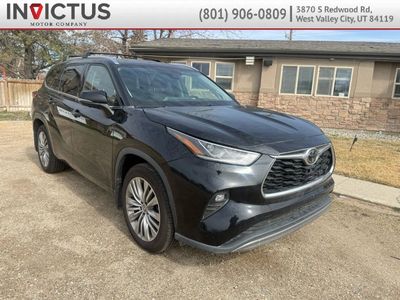 2023 Toyota Highlander Platinum