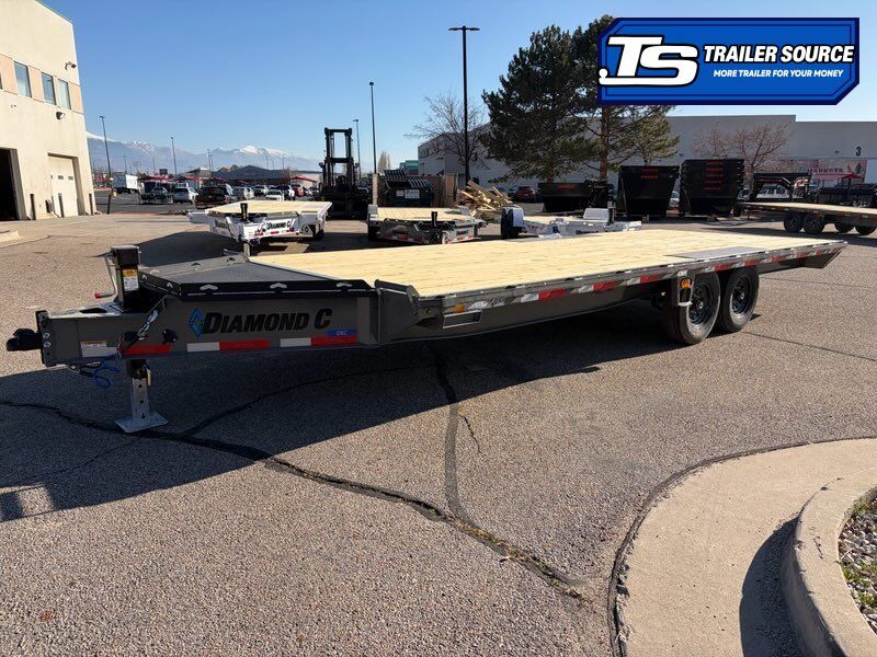 8.5x22 Diamond C DEC 207 Deckover Equipment Trailer -  15.5K GVWR -