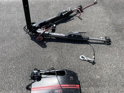 Roadmaster Nighthawk Tow Bar & RViBrake 3 Portable Braking System Set