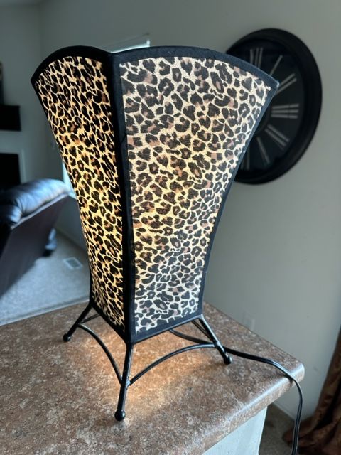 Cheetah Lamp