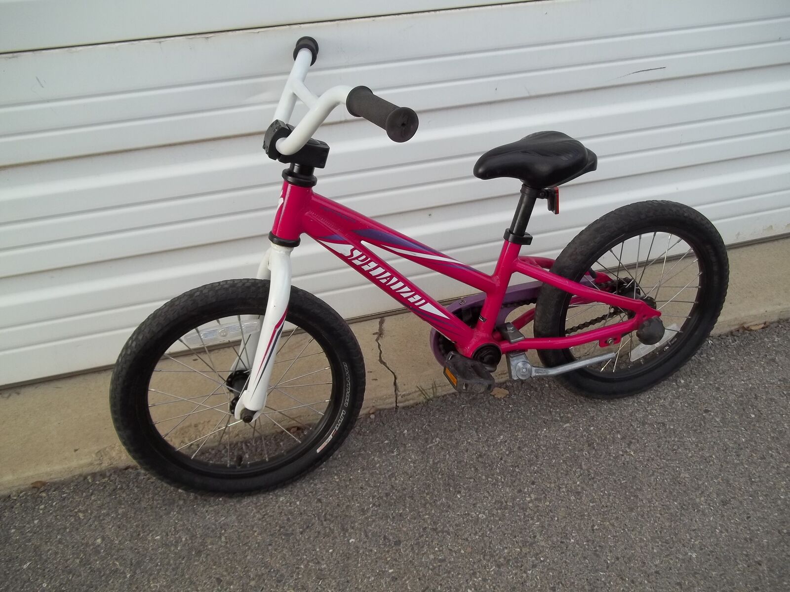 Specialized single speed with coaster brake with 16" rims