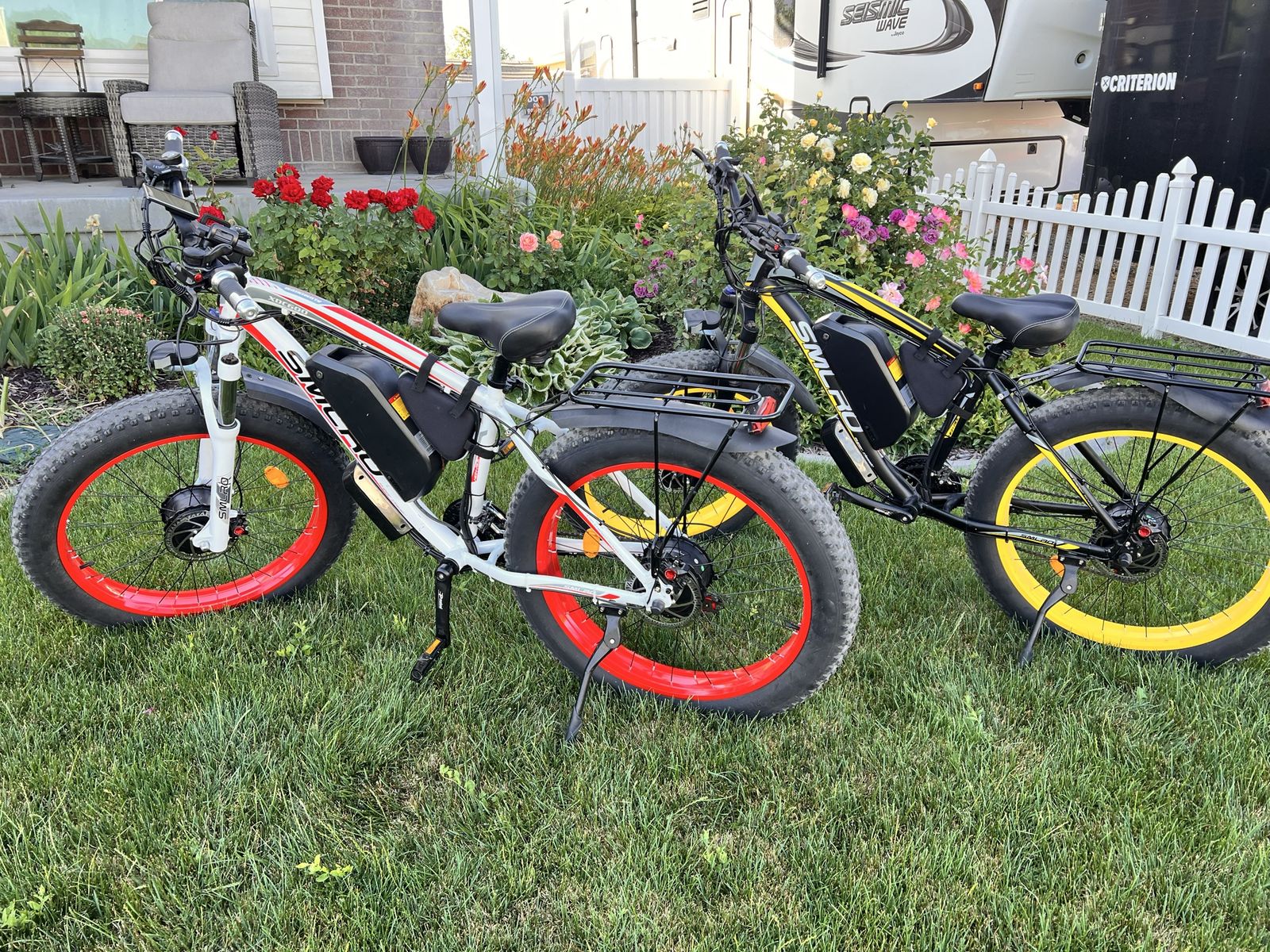 TWO SMLRO XDC600 2000w 22.4AH Fat Tire Electric Bikes - Pair of 2, Yellow & Red Accents, Ready for Adventure