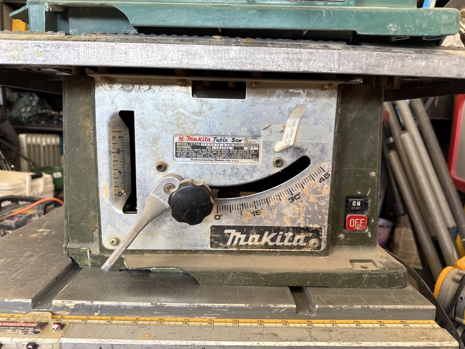 Makita 2708 8-1/4" Table Saw - 12A, 4500 RPM for Woodworking & DIY Projects