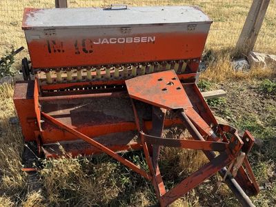 Jacobsen Seeder