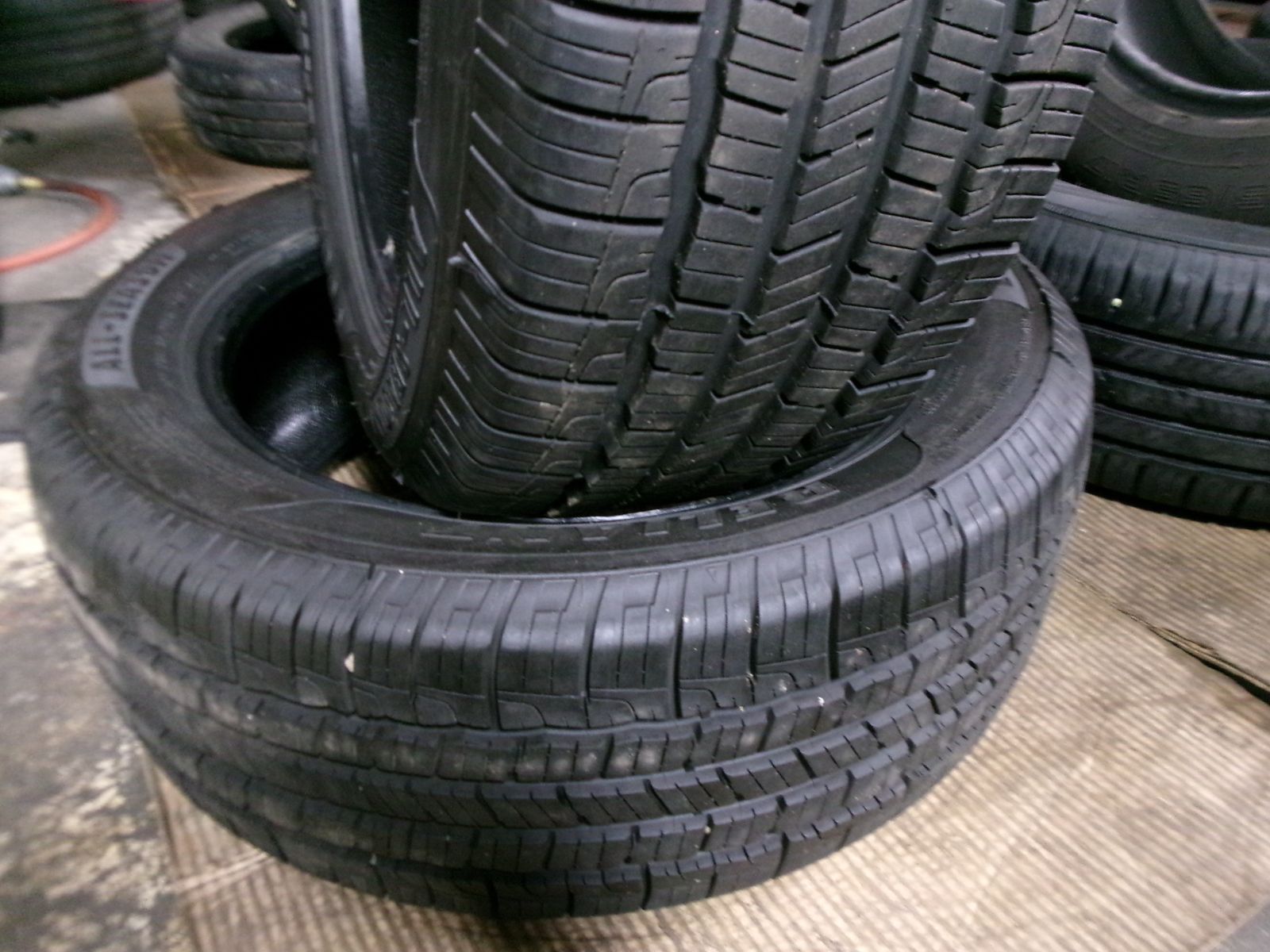 215/55R17 GOODYEAR RELIANT A/S PAIR OF TWO USED TIRES