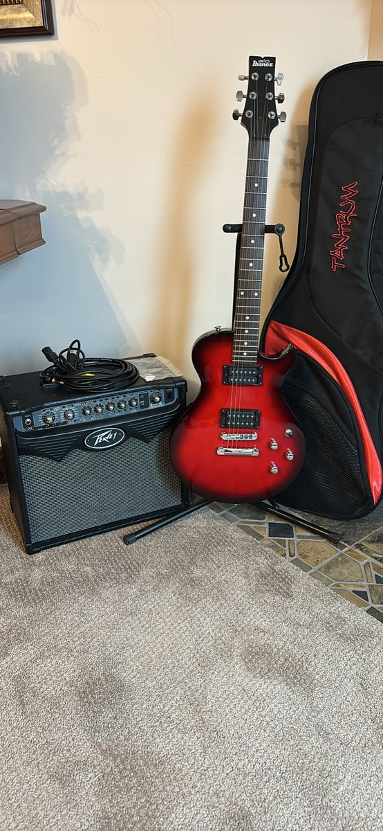 Ibanez Les Paul Style guitar with Peavey Amp Complete Bundle