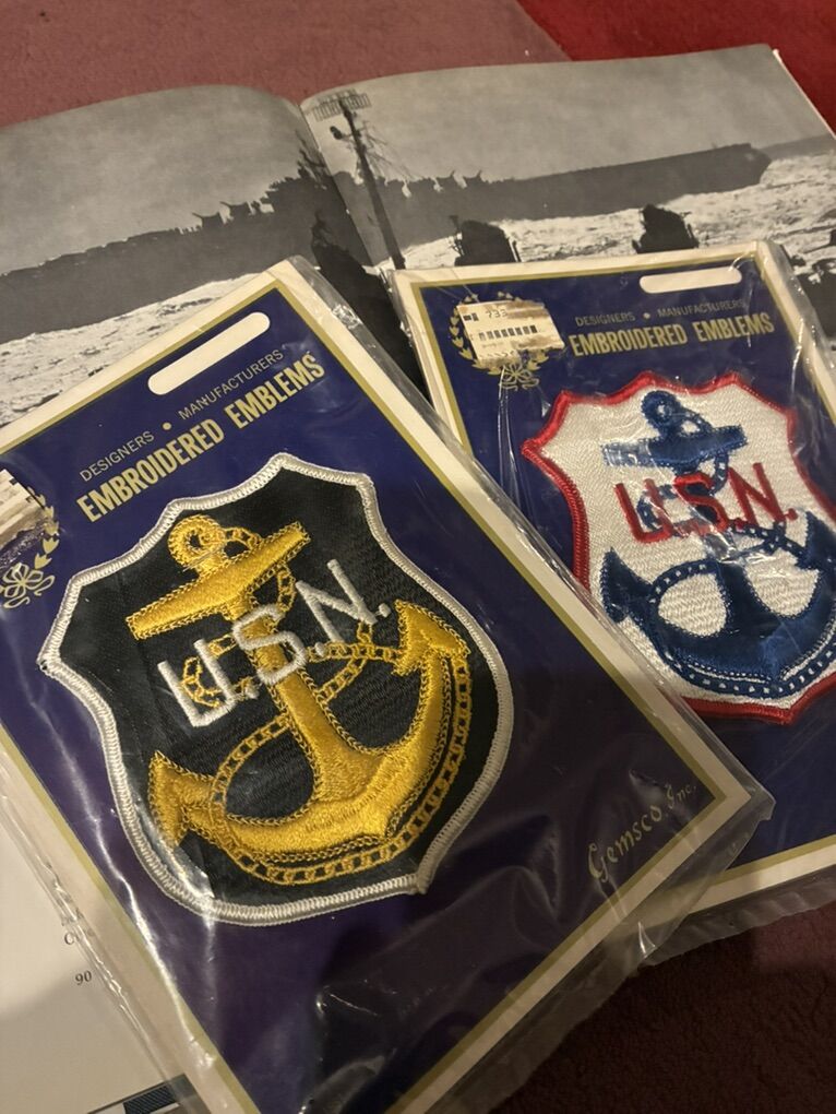 US Navy And Reserves PatcheS, Pins, Stickers