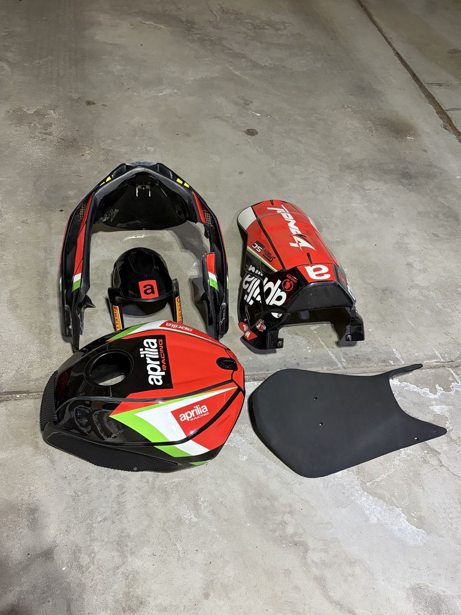 2021-2025 Aprilia Tuono V4 Race Bodywork / Fairings