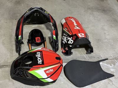 2021-2025 Aprilia Tuono V4 Race Bodywork / Fairings