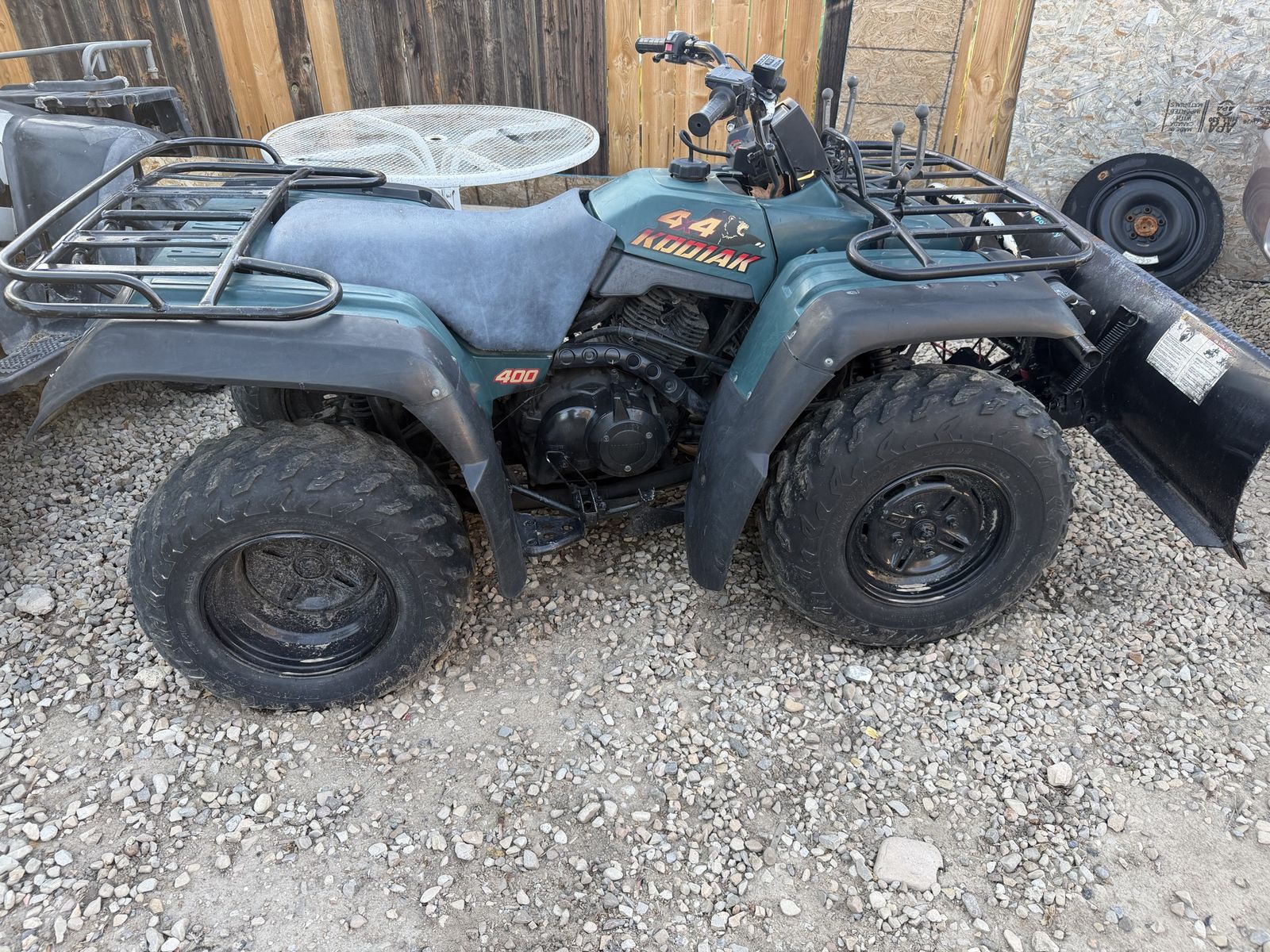 1995 Yamaha YFM400 Kodiak 400cc ATV - Runs & Drives, Needs Carburetor Adjustment