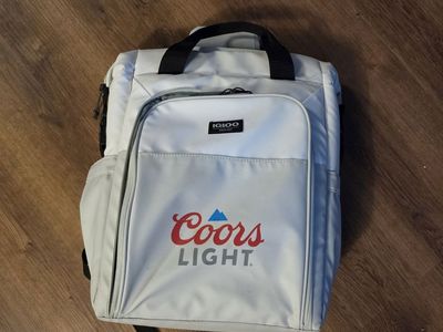 Igloo insulated drink backpack