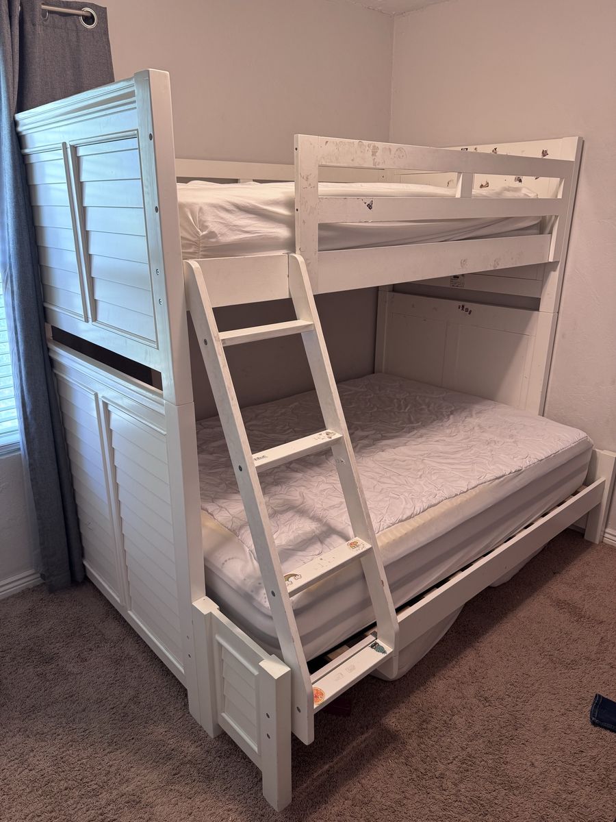 White Wooden Bunk Bed with Ladder - Twin Over Full Size