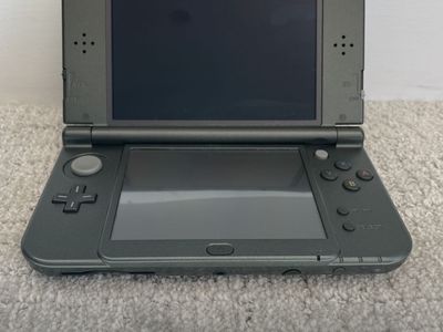 Nintendo New 3DS XL Handheld System - Gray Console with multiple games