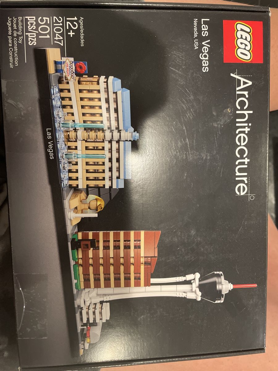 LEGO Architecture 21047 Las Vegas Skyline Building Kit - 501 Pcs for Ages 12+