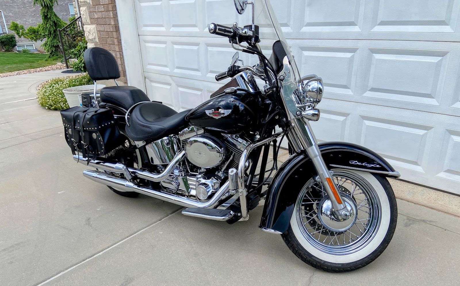 2005 Harley Davidson Softail Deluxe (FLSTN)