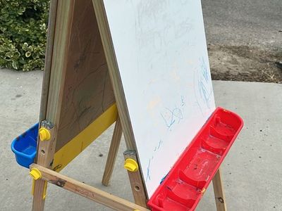 Kids Wooden Art Easel - Double-Sided Chalkboard & Whiteboard with Storage Trays