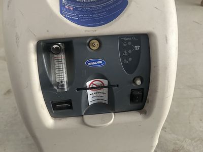 Invacare Perfecto2 V Oxygen Concentrator with SensO2