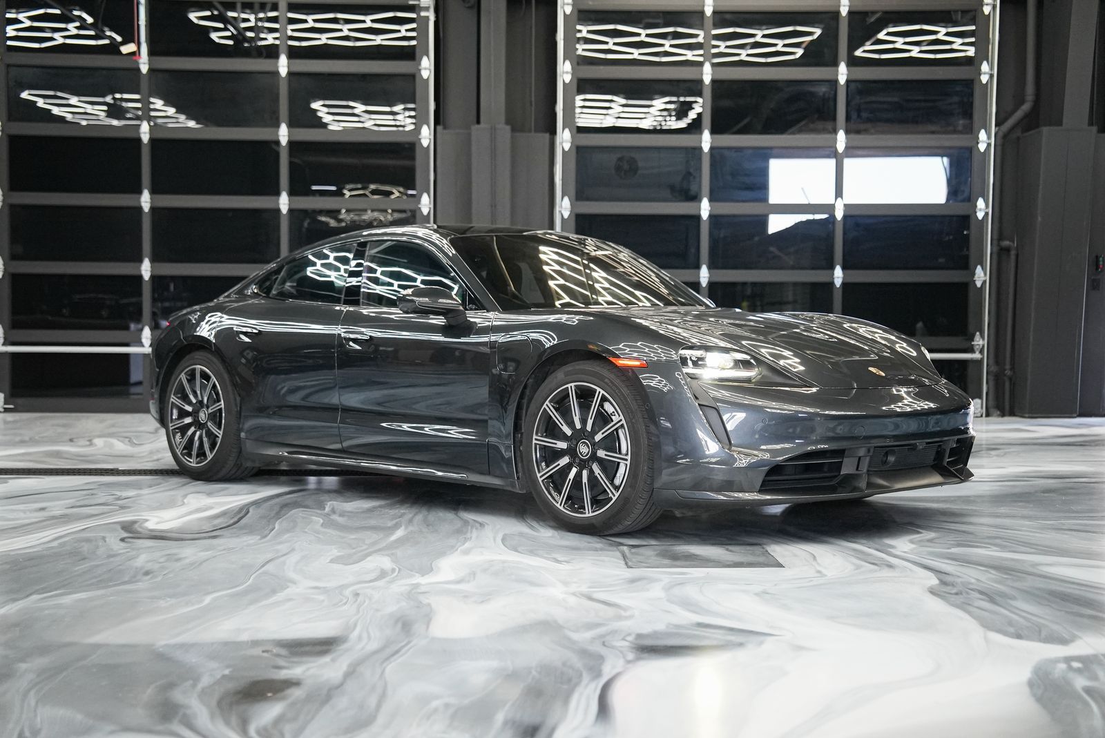 2020 Porsche Taycan Turbo