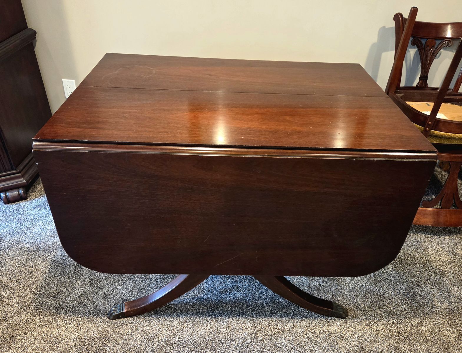 Drop Leaf Table with chairs