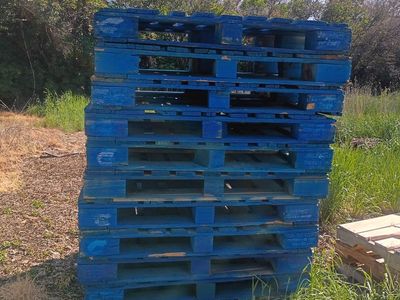 Pallets!