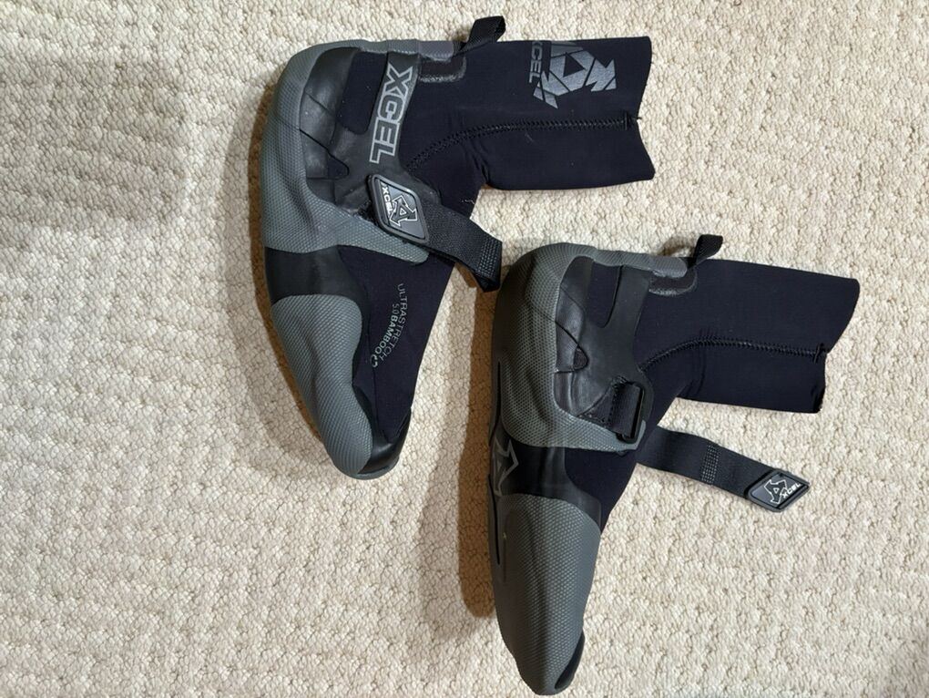 XCEL Unisex Drylock Round Toe Surf Bootie - size 6