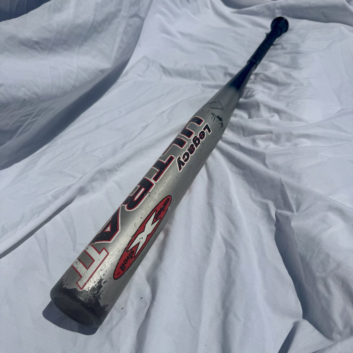 Miken Composite Softball Bat Legacy Ultra II