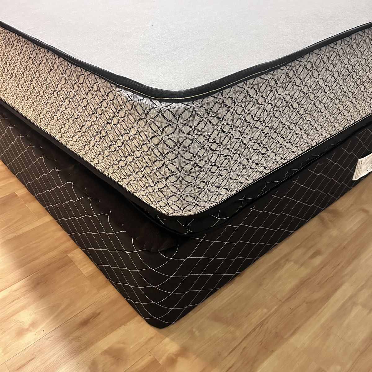 Queen Size Mattress & Box Springs