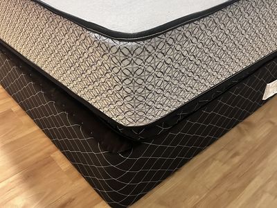 Queen Size Mattress & Box Springs