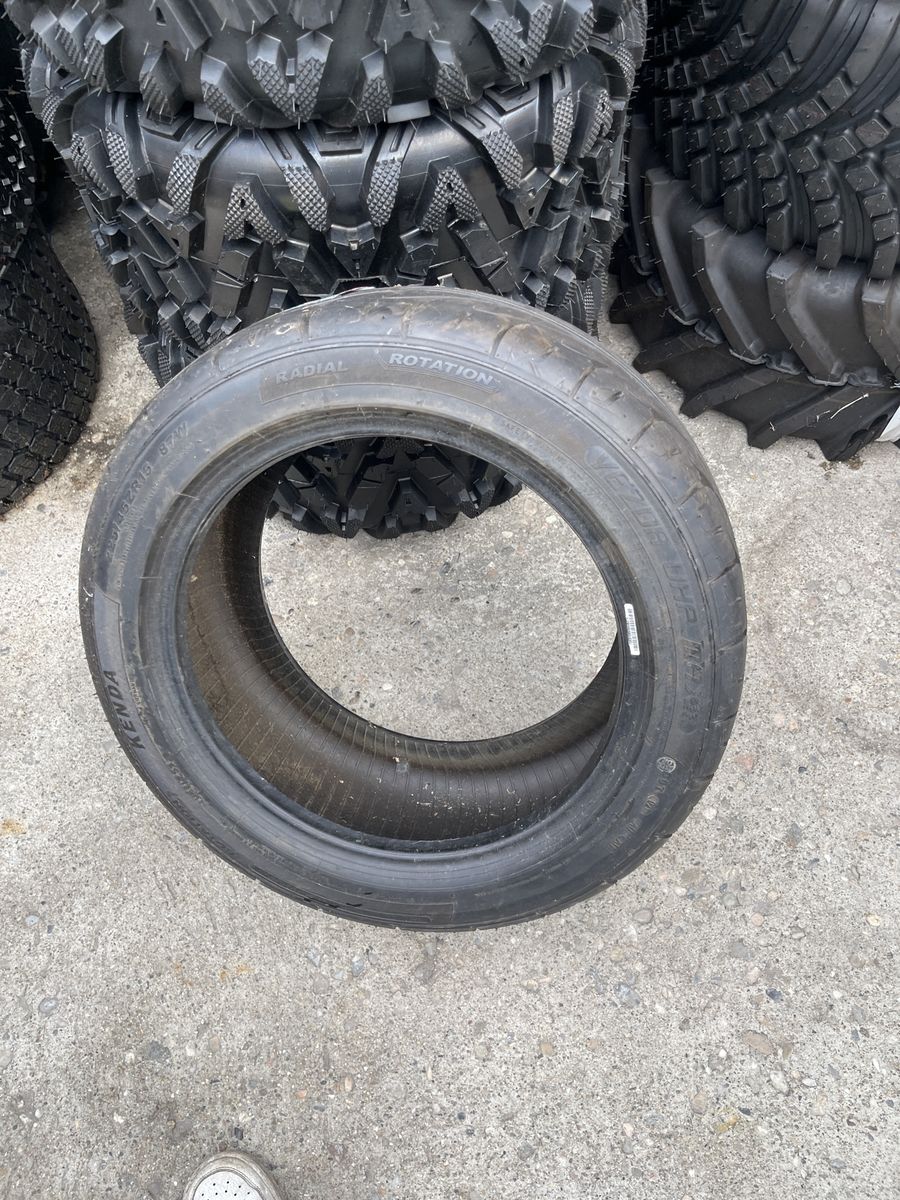 225/45/15 NEW KENDA TIRE 