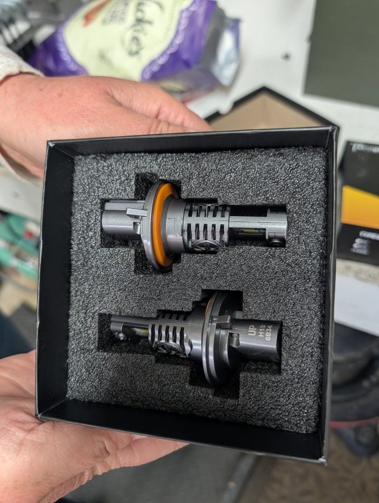Termitor LED Light H13 Type: Z10 High-Performance Automotive Headlight Bulbs (Pair)