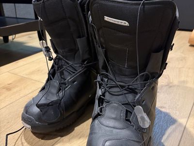 Salomon F20 Fusion Snowboard Boots Men's Size 11.5 US Black