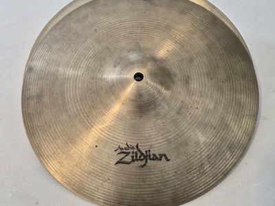 Avedis Zildjian 14 Inch / 36 cm Hi-Hat Cymbals Pair