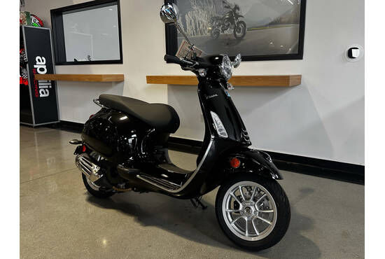 2023 Vespa Primavera 150
