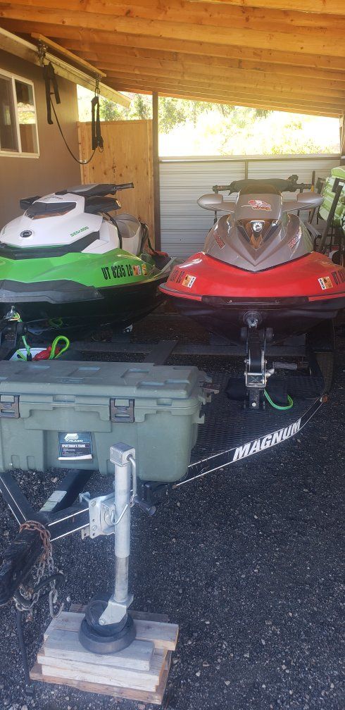 2013 GTI SE, 2005 Wake Seadoos. 4 cycle, 1500cc with trailer.