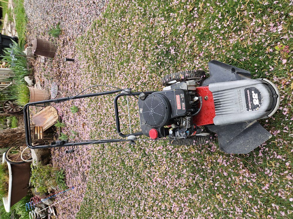 wheel weed trimmer