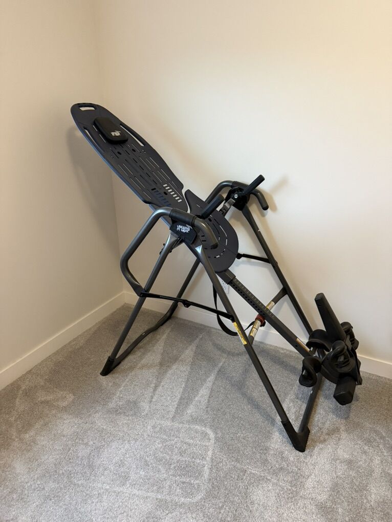 Teeter Hang-ups Inversion Table