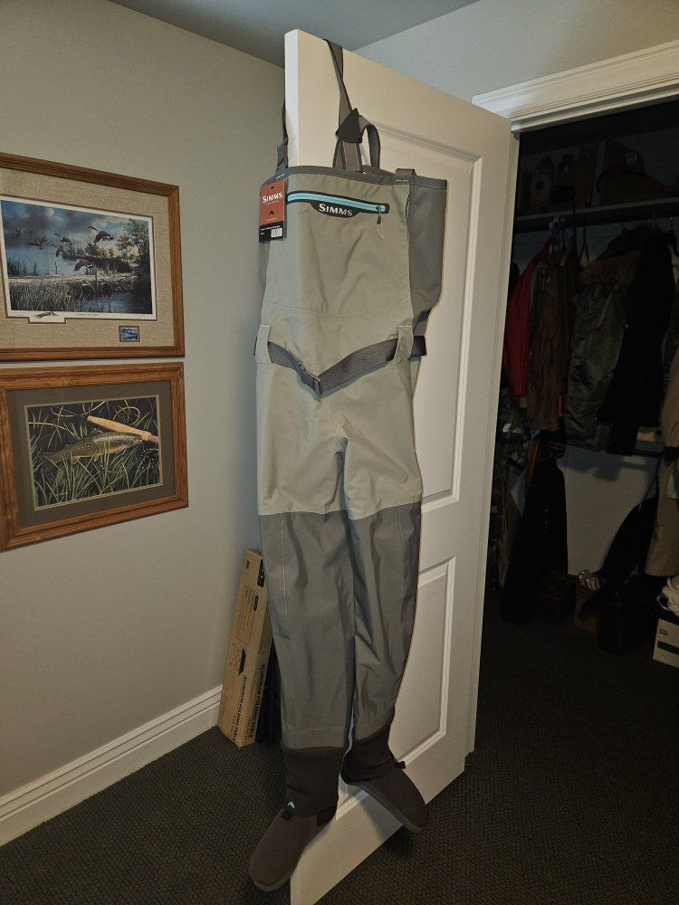 Simms women's waders brand new!