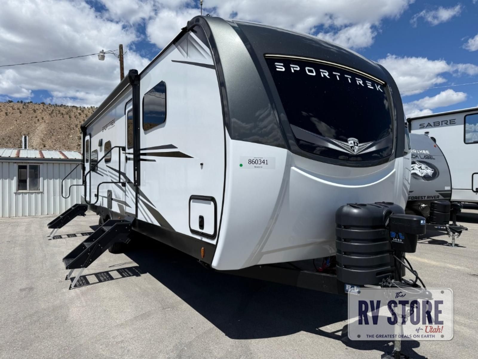2026 Venture RV SportTrek Touring Edition STT302VRD Travel Trailer Front Bedroom|Two Entry/Exit Doors|U Shaped Dinette|Walk-Thru