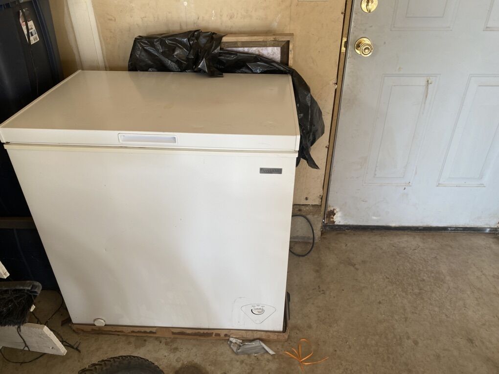 Deep Freezer for sale