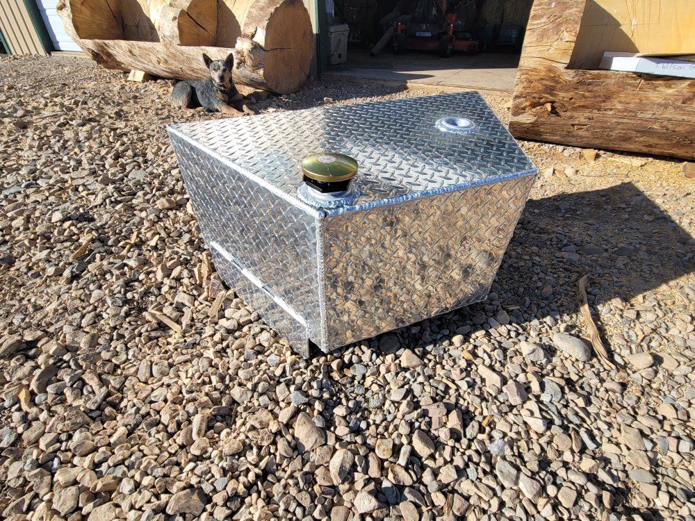 Trailer tounge Fuel Tank